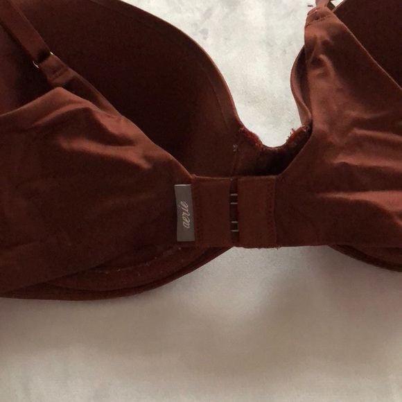 Rust Bra - Picture 3 of 4
